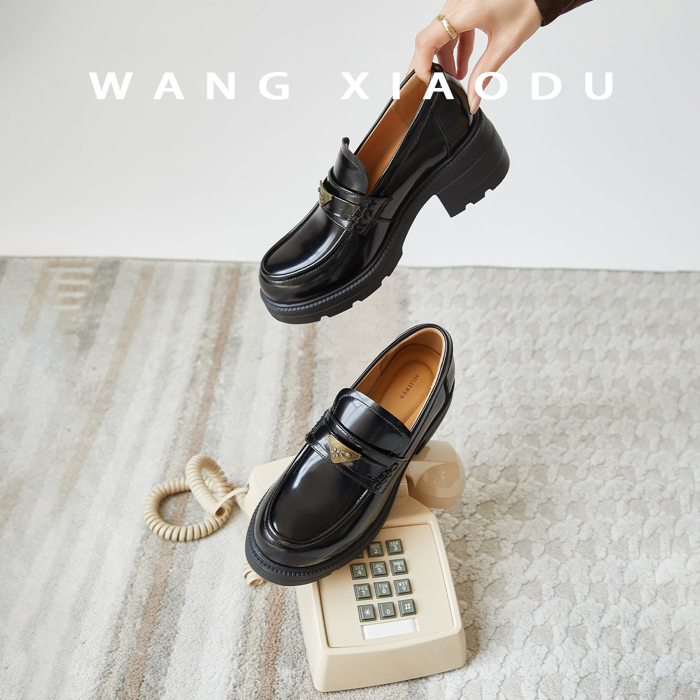 王小毒厚底增高复古乐福鞋