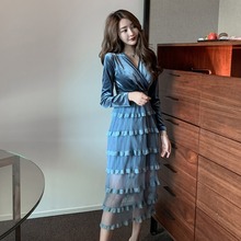 2019秋冬新款配腰带金丝绒连衣裙1