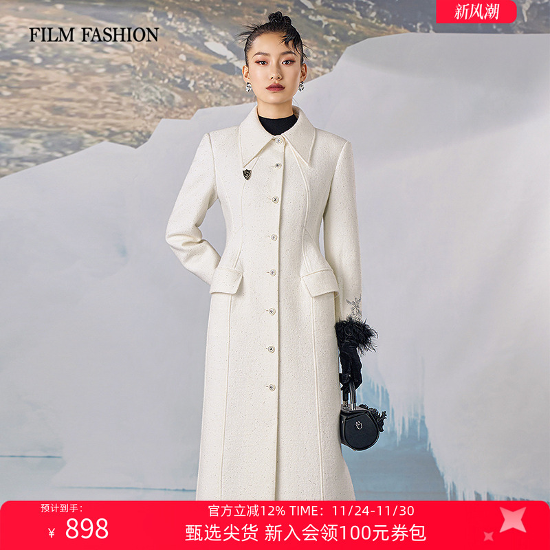 一电影一时装冬季复古翻领珠片长款收腰呢子大衣新款外套女高端