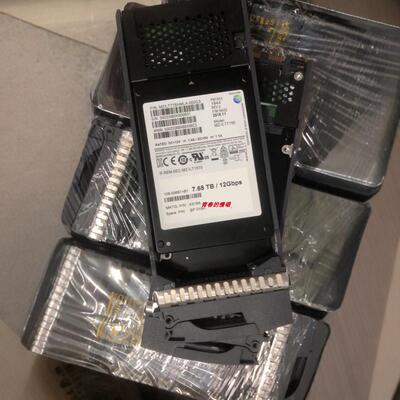 NetApp X319A SP-319A 7.68T SAS SSD DS224C FAS2750 固态硬盘