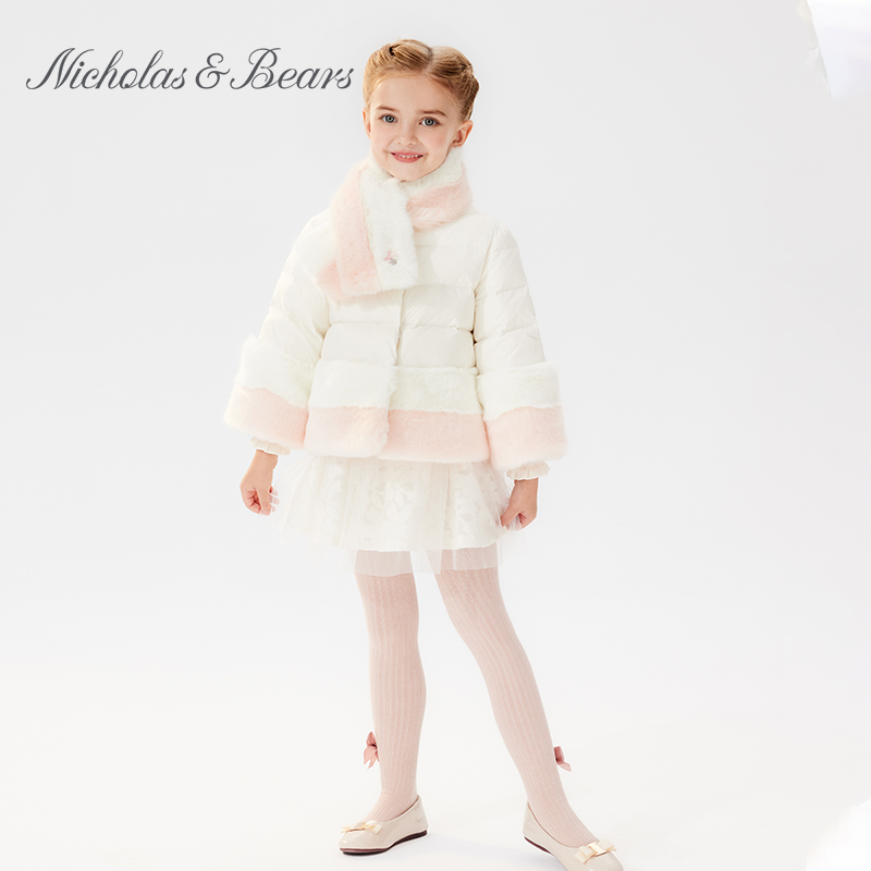 力高芘熊女童羽绒服保暖2023秋冬新款短款上衣温暖毛绒围巾冬上衣