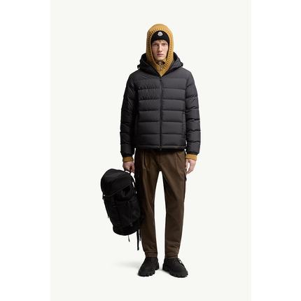 MONCLER (2025) Laveraet 短款连帽羽绒服