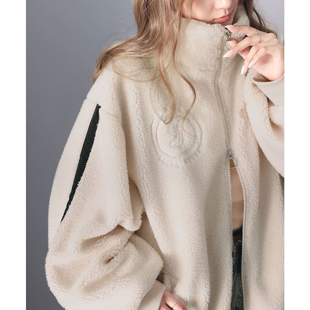 Java 女士联名款双拉链运动风绒毛外套 jv1019048