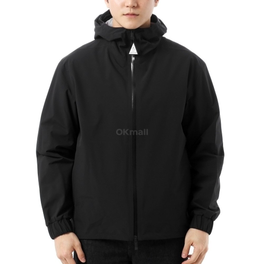MONCLER 1A00170 59889 999 夹克