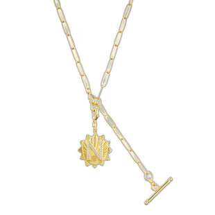 adornia14k 镀金可调节回形针套索，带水晶首字母徽章 - gold-n