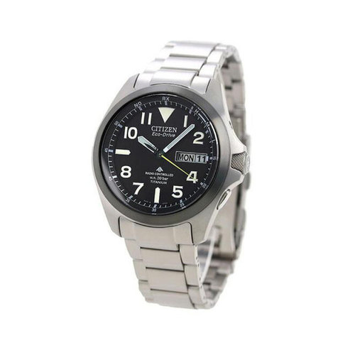 日本直邮Citizen Promaster Eco Drive 无线电钛男士手表 PMD56-2