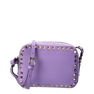 Valentino Rockstud 美国奥莱 粒面皮革相机包 紫色 直发