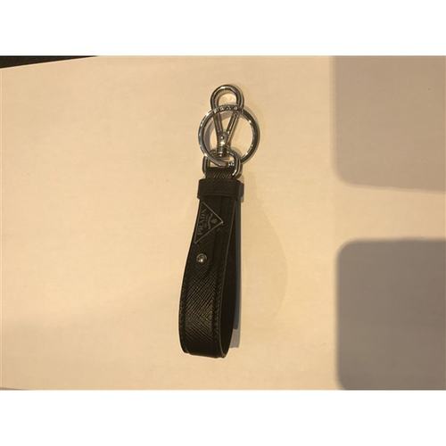 PRADA 男士钥匙扣 2PP68T053F0002-0 SS2025 黑色 PORTACHIAVI