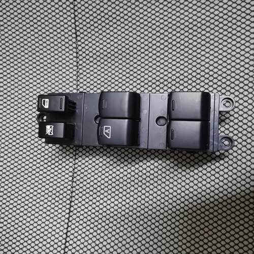 汽车电动车窗玻璃升降器开关适用尼桑EQ7230PATHFINDER25401ZP40B