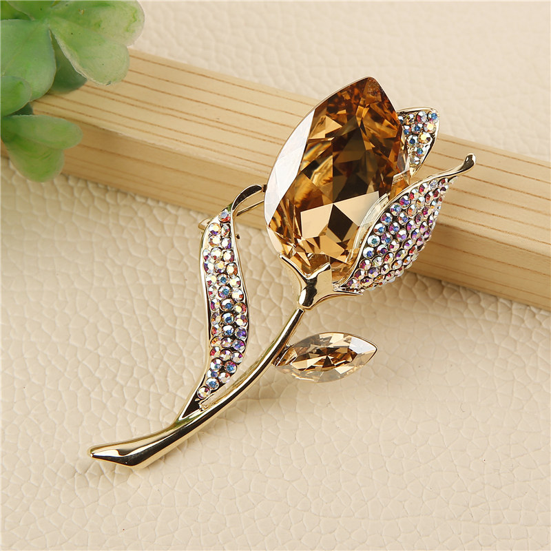 轻奢奢华个性大气奥地利水晶花瓣胸针女西装外套别针ins胸花配饰,饰品/流行首饰/时尚饰品新,胸针,淘宝优惠券,粉丝福利购,淘宝优惠卷