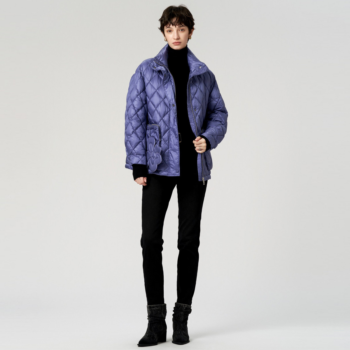 uti大口袋轻薄羽绒服女