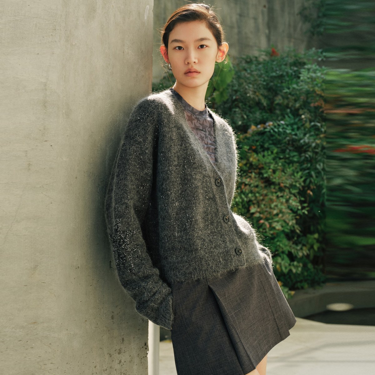 uti尤缇2026秋季新款 深灰色休闲长袖针织开衫女毛衫UL361132983