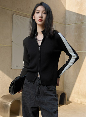 uti尤缇冬季新款 黑色修身显瘦双开拉链针织上衣女UJ4D1190890