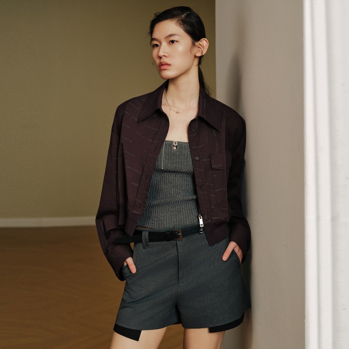 uti尤缇2026秋季新款满印字母设计感长袖衬衫式外套女UL332109315