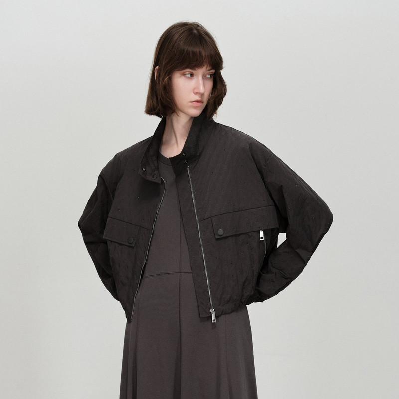 uti尤缇2026春季新款 烫钻运动短外套女休闲宽松上衣UL140709583,女装/女士精品,短外套,淘宝优惠券,粉丝福利购,淘宝优惠卷