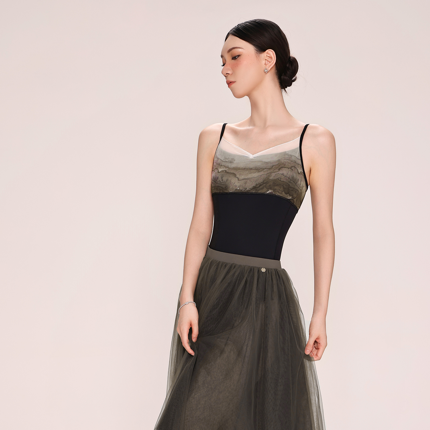 danzbaby芭蕾舞服女练功形体服成人瑜伽网纱拼接体服吊带体服B378