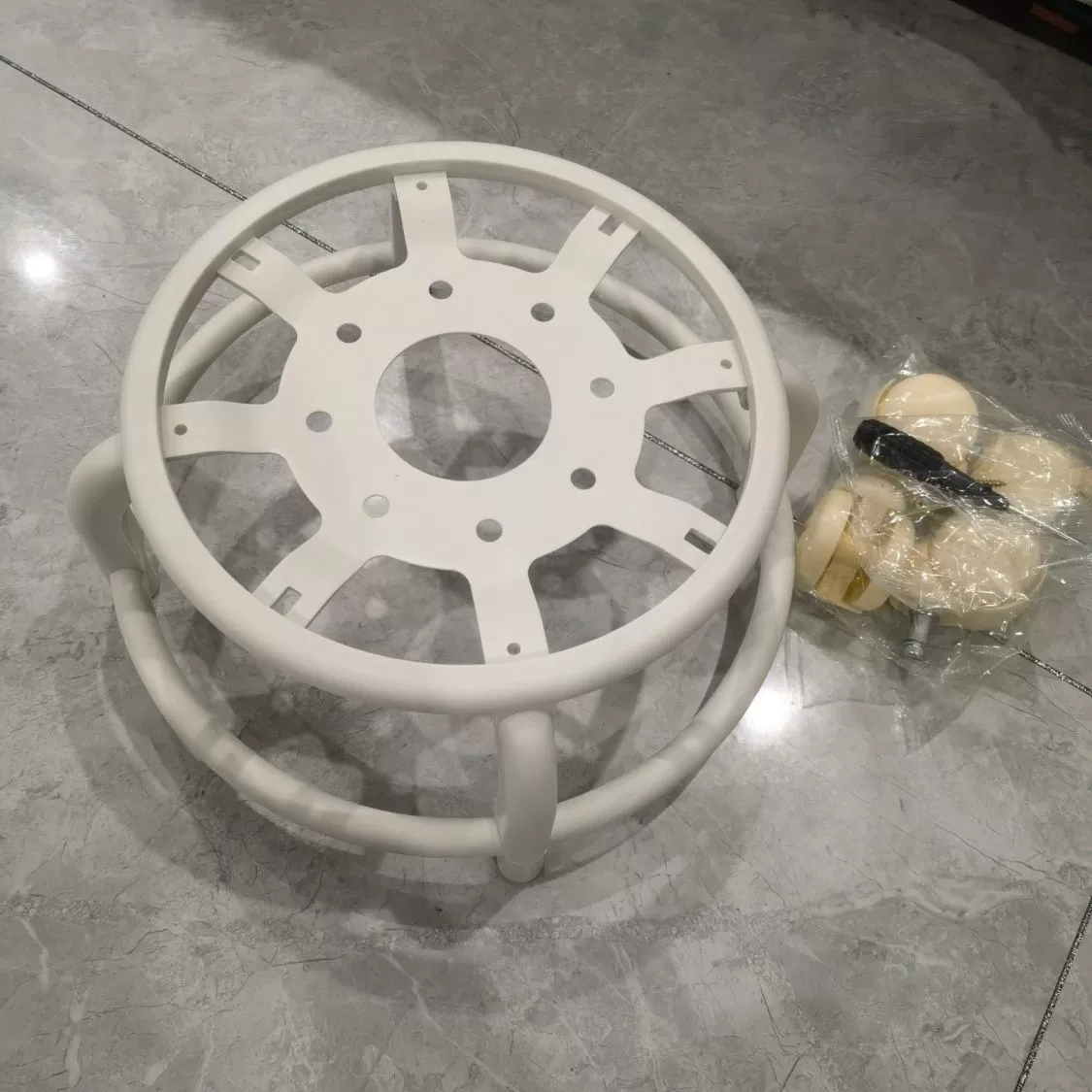 万向轮小凳子通用型底架新款移动支架滑轮凳配件底座旋转椅子底托图片