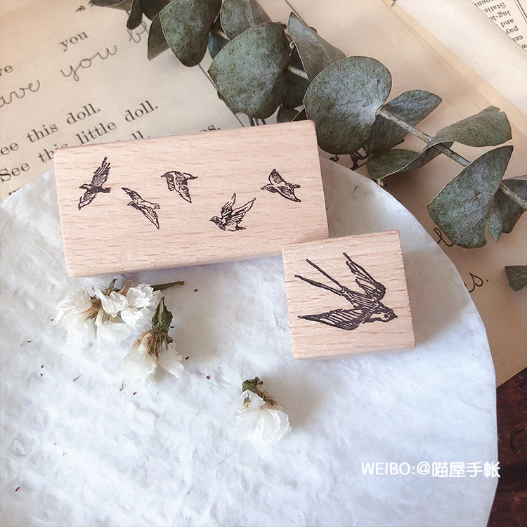 喵屋原创独家手帐木质印章复古飞鸟燕子图案打底装饰手账在类目 电子词典/电纸书/文化用品, 日常学习用品, 学生用印中 - 来自Buy2taobao.com提供专业的淘宝代购服务