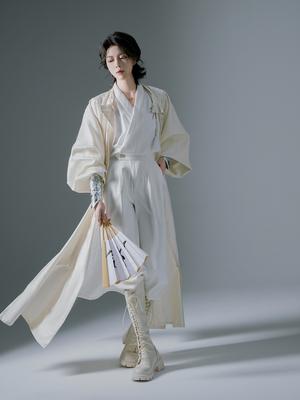 原创唐圆领袍等云来新款促销