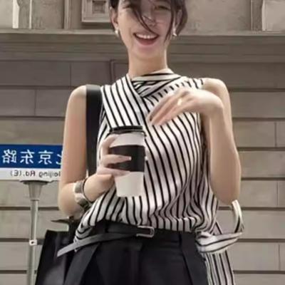 哥弟阿玛施正官方2025夏季新款挂脖条纹无袖衬衫女装时髦休闲背心