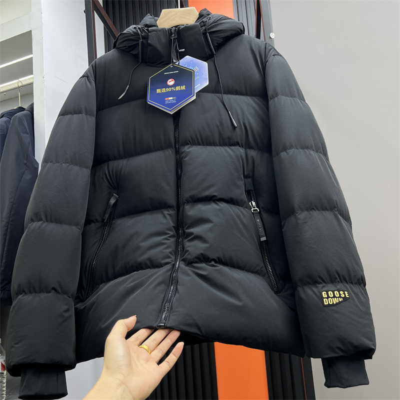 90鹅绒黑科技石墨烯发热鹅绒服男