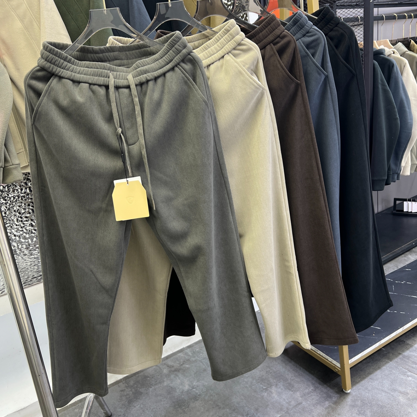 灯芯绒男款摇粒绒内里直筒休闲裤