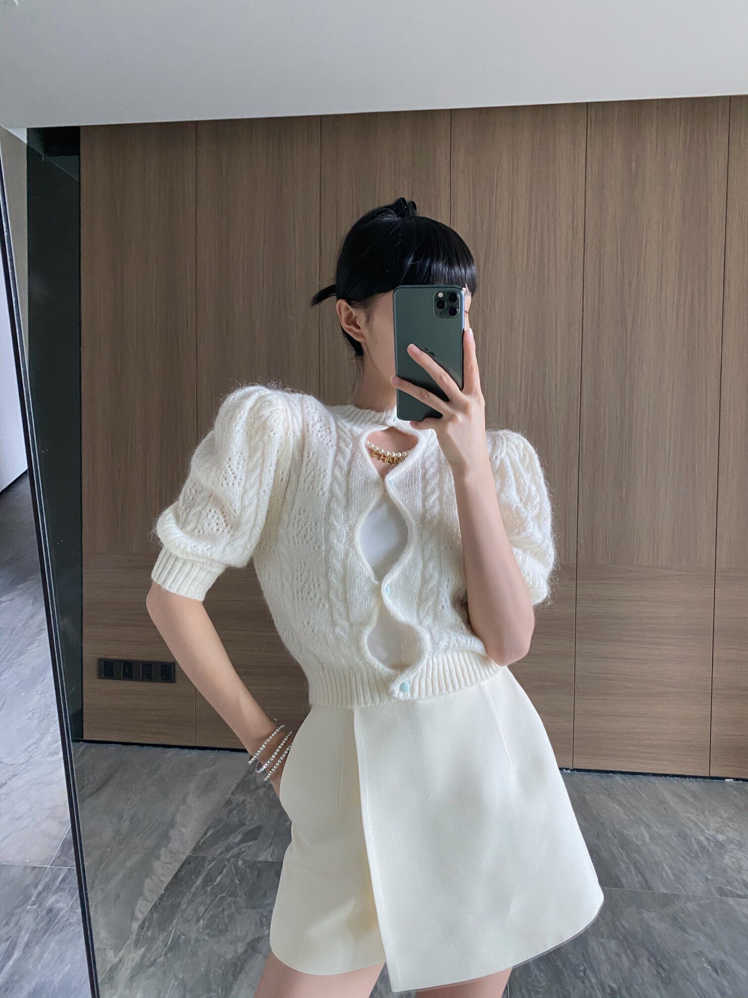 2024秋季开衫新品套头毛衣麻花女士小立领泡泡袖镂空花型短袖两穿