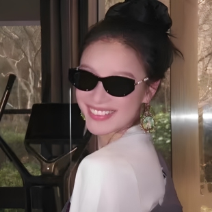 新款G家猫眼钻石珍珠腿墨镜倪妮同款高级感太阳眼镜防紫外线1970