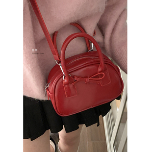 韩国手提蝴蝶结红色包包女2024新款 保龄球包百搭斜挎新年包 潮时尚