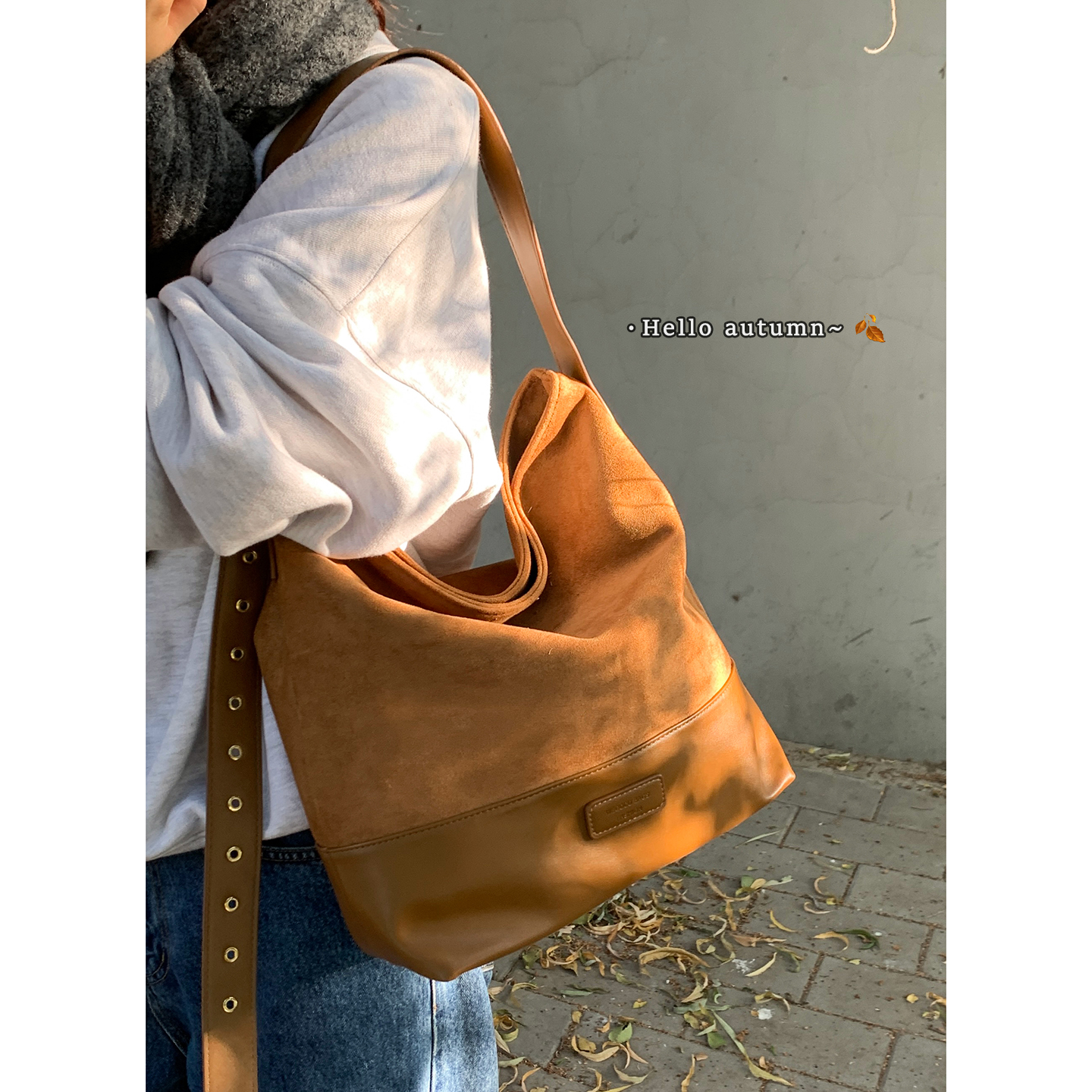 韩国麂皮绒大容量复古水桶包