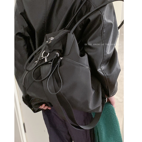 卡乐儿尼龙布大容量托特包