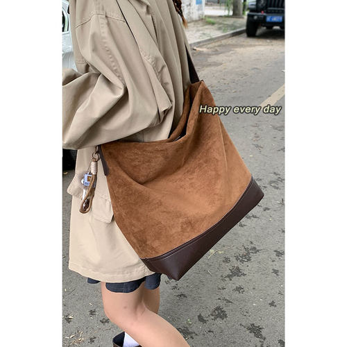 复古麂皮绒大容量斜挎包包女2025新款潮秋冬韩版托特包单肩腋下包 - 封面