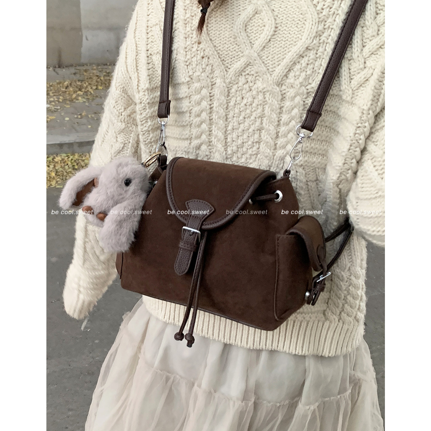 超复古麂皮绒双肩包包女2025新款潮时尚韩国水桶包百搭单肩背包,箱包皮具/热销女包/男包,通用款女包,淘宝优惠券,粉丝福利购,淘宝优惠卷