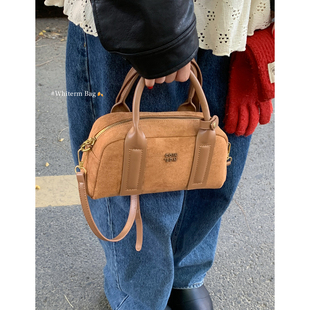 复古麂皮绒手提包包女秋冬2025新款潮时尚韩国保龄球包百搭斜挎包