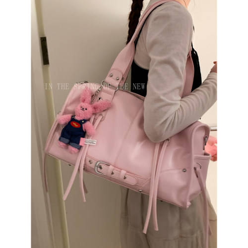咔咔家潮酷机车包大容量通勤包