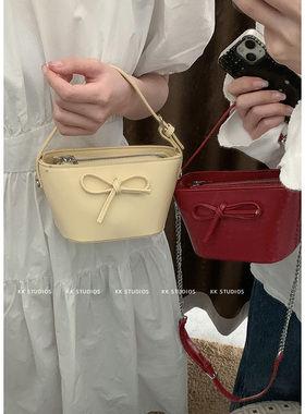 蝴蝶手提红色包包女2025新款潮时尚韩版水桶包百搭链条斜挎包