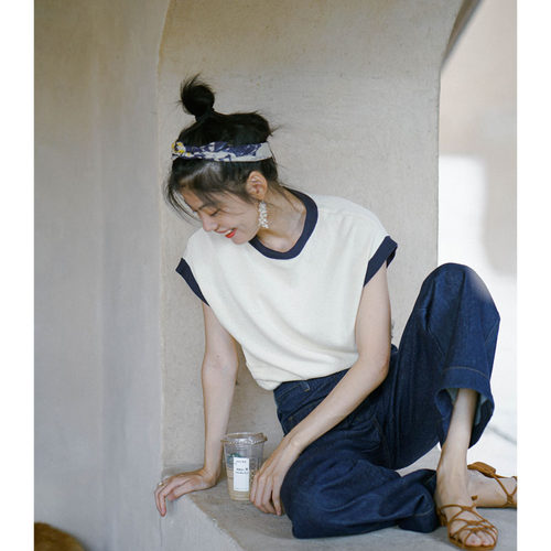 针织套头圆领纯色短袖