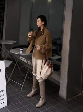 TOFOD 楱巧土司 L*P老钱风空气层小山羊绒双面呢外套廓形短大衣