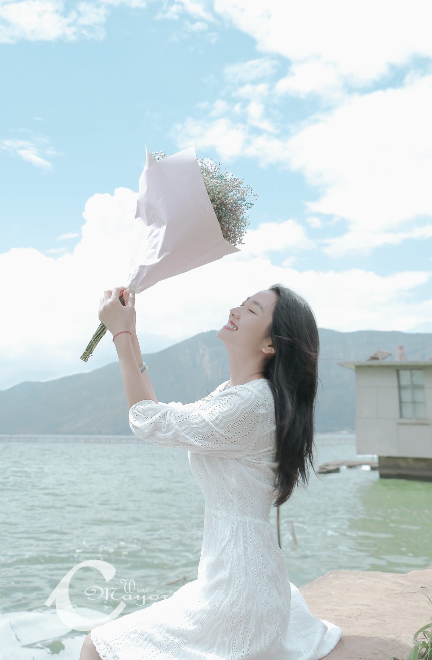 昆明/曲靖/玉溪/婚礼摄影/婚礼跟拍/婚礼摄像/旅拍/人像写真/航拍