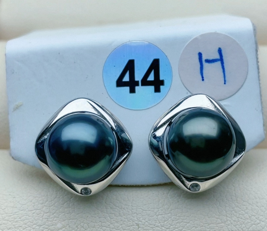 海水大溪地黑珍珠9.4mm炫彩极光牛油果绿