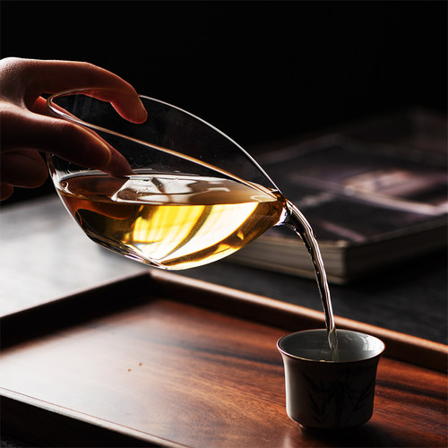 上泽高雅耐热高硼硅玻璃公道杯