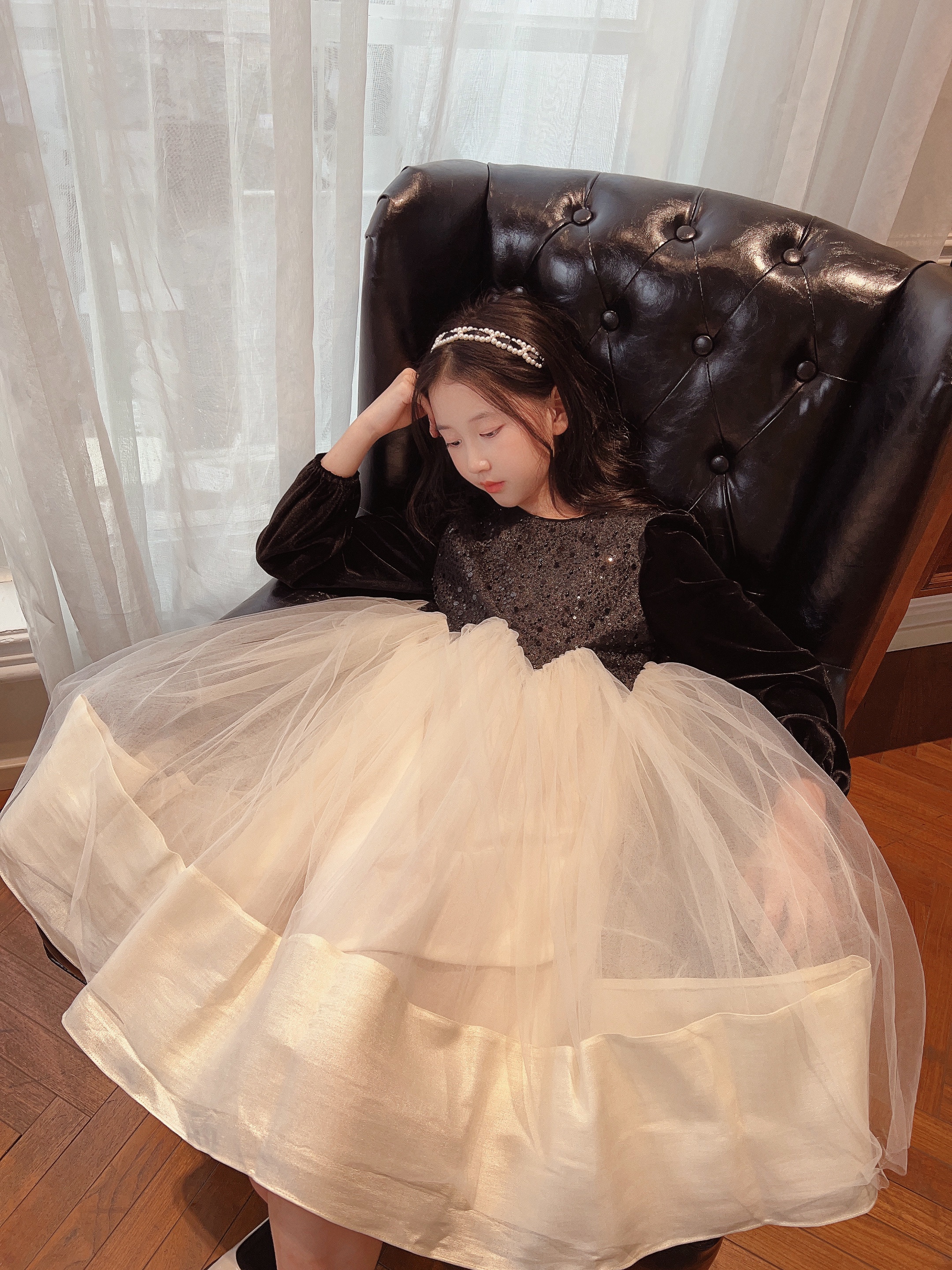 现货新品高定女童亮片丝绒拼接重工波浪腰公主生日连衣裙