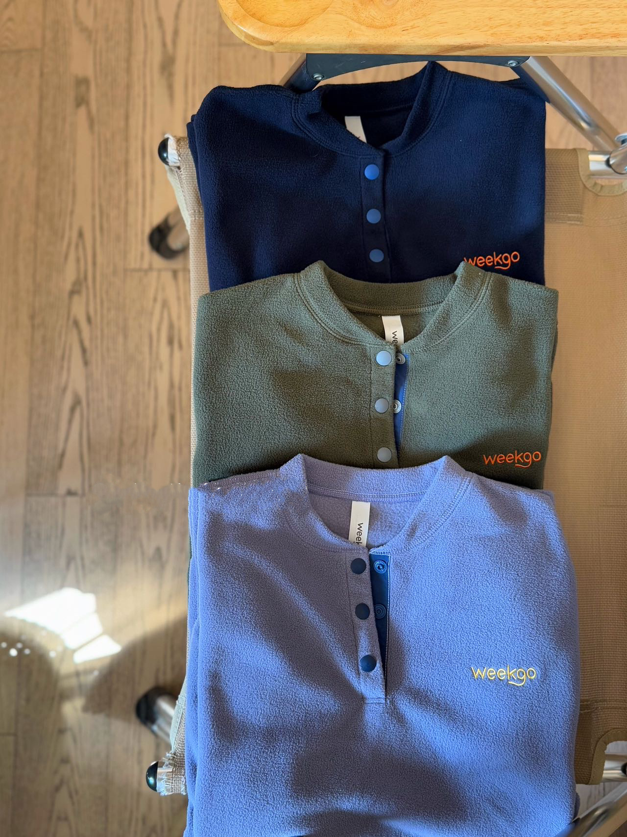 weekgo户外系列中大童超轻盈抗静电可贴身摇粒绒户外亨利抓绒内搭