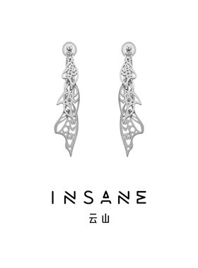 INSANE/云山 铜合金合成锆石耳饰 X•EVERYDAY小众立体酷蝴蝶耳钉