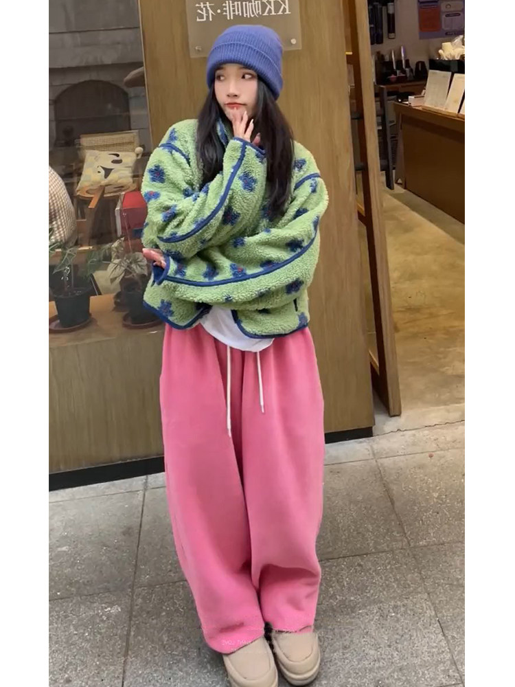 여성용 양털 스웨트 재킷 가을 겨울 스타일에 벨벳과 두꺼워 패셔너블한 캐주얼 스포츠 와이드 팬츠 투피스 슈트 웨스턴 스타일