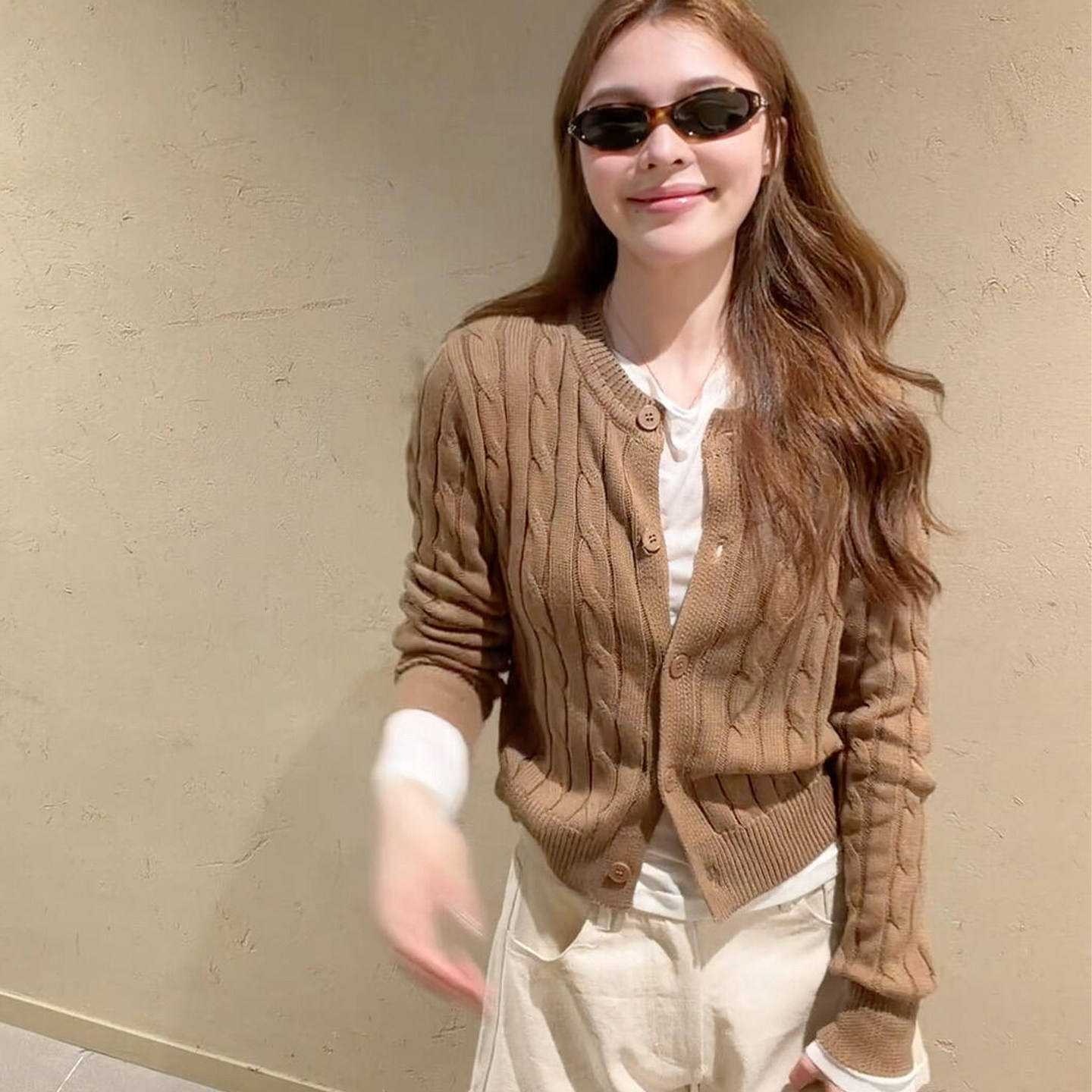 温柔松弛感麻花复古针织开衫上衣