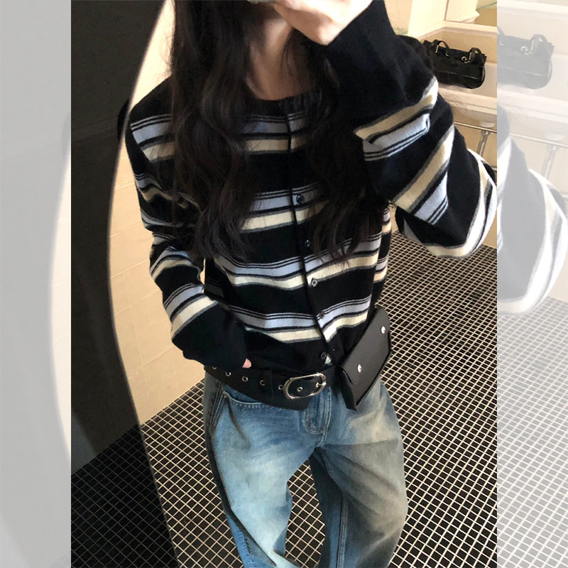 条纹长袖针织衫外套女巨好看轻熟
