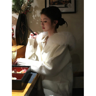 韩系氛围感白色毛领连帽毛衣外套女秋冬慵懒宽松针织拉链开衫上衣