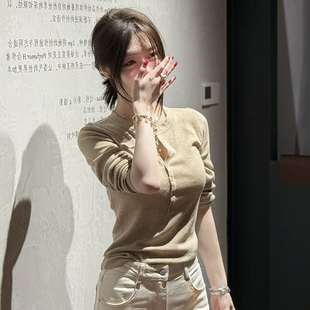 老钱风亨利领修身针织羊毛衫女秋冬内搭打底衫气质毛衣卡其色上衣