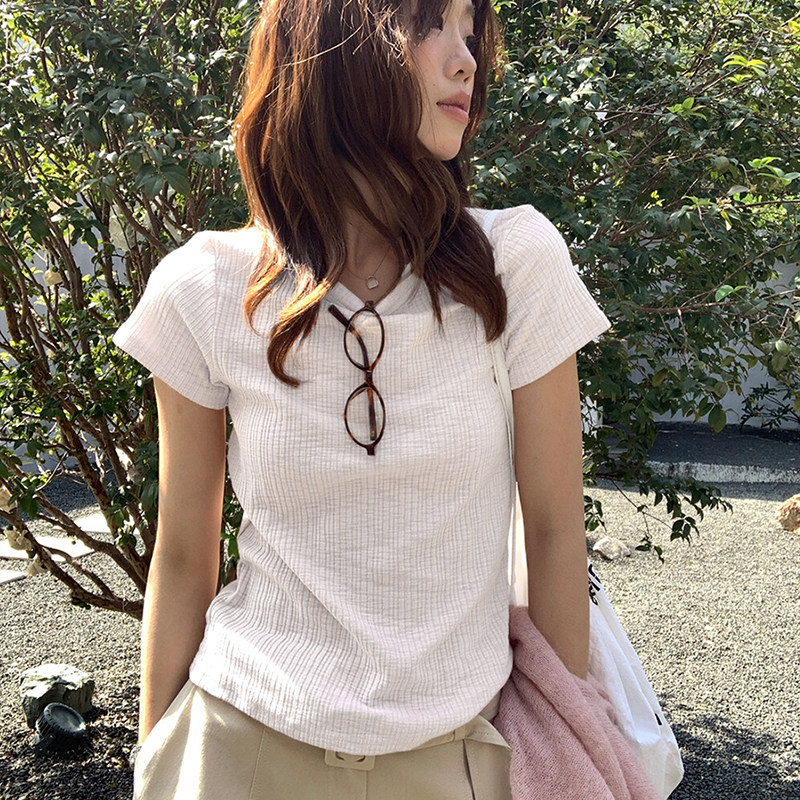 韩系白色圆领针织短袖t恤女夏季穿搭正肩修身小飞袖冰丝体恤上衣